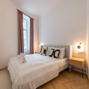 Josef's I Deluxe In Ideal Location Vienna