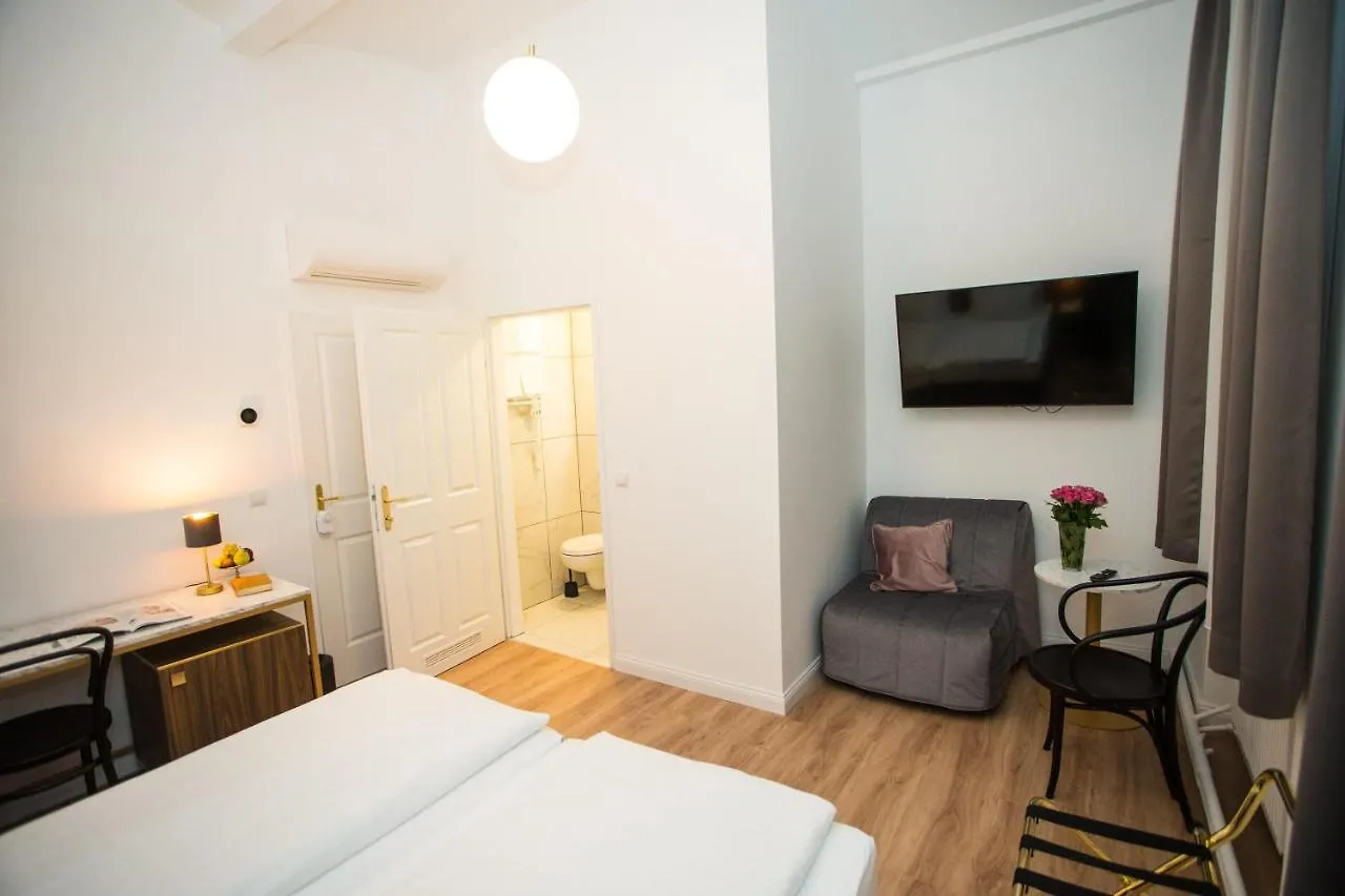 Homestay Private Central Vienna I Self Check In