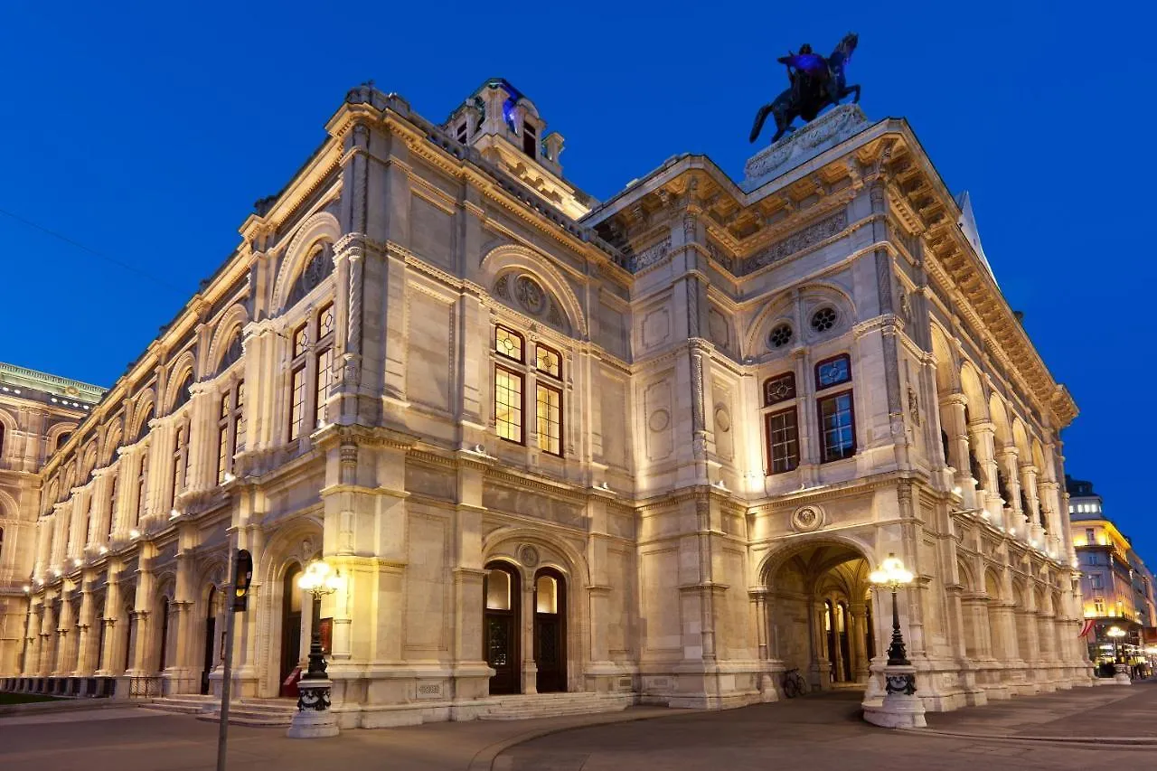 Private Central Vienna I Self Check In 0*,  Austria